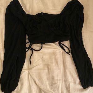 Cropped long sleeve top